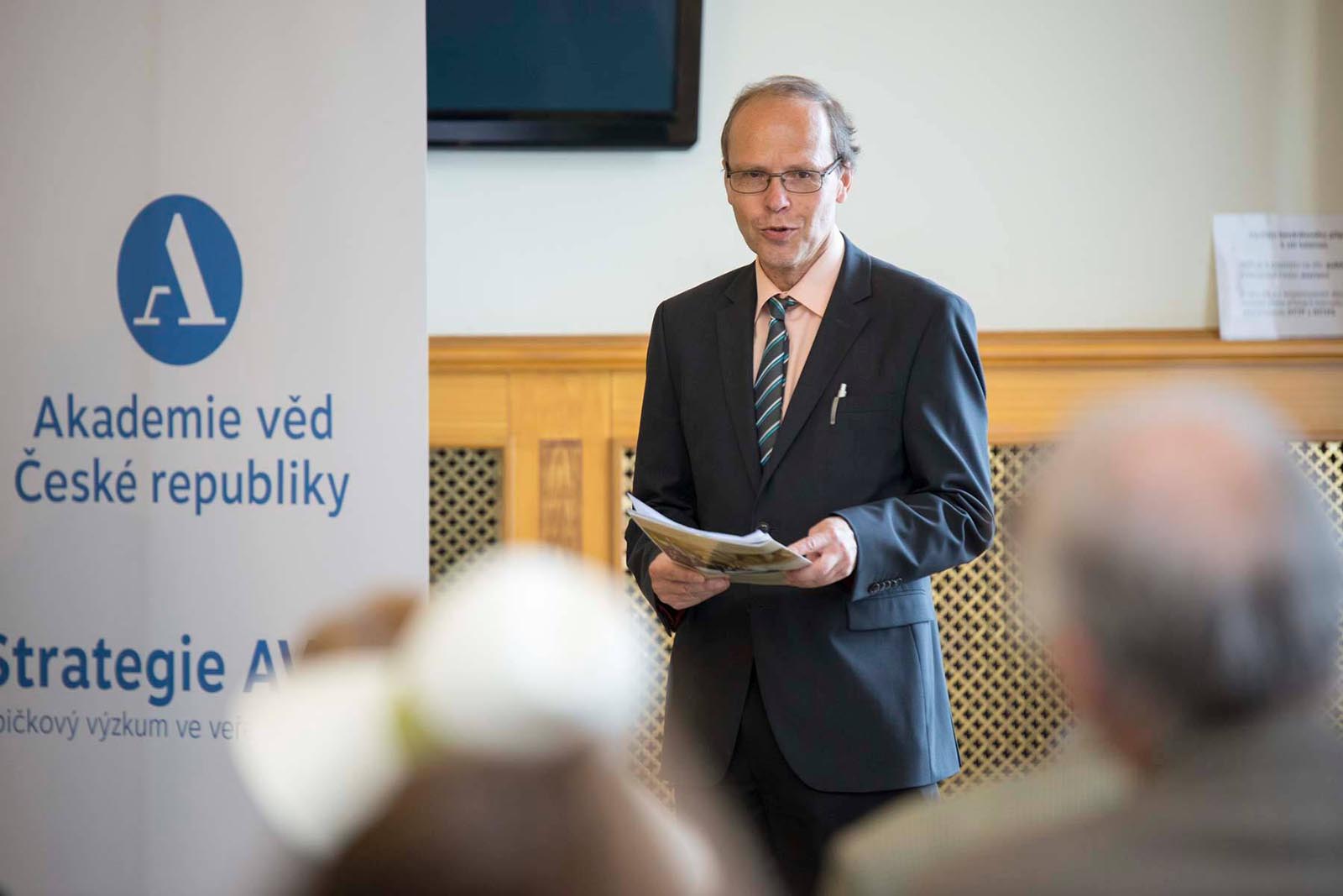 prof. RNDr. Vladimír Karas, DrSc.